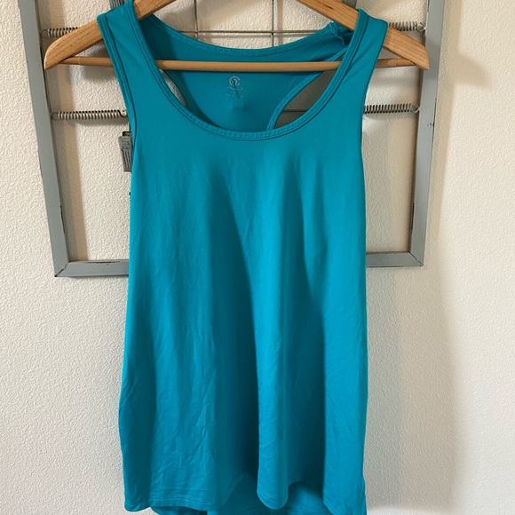 NWOT Bundle of 2 Champion Workout tank tops SZ Med - Picture 6 of 8